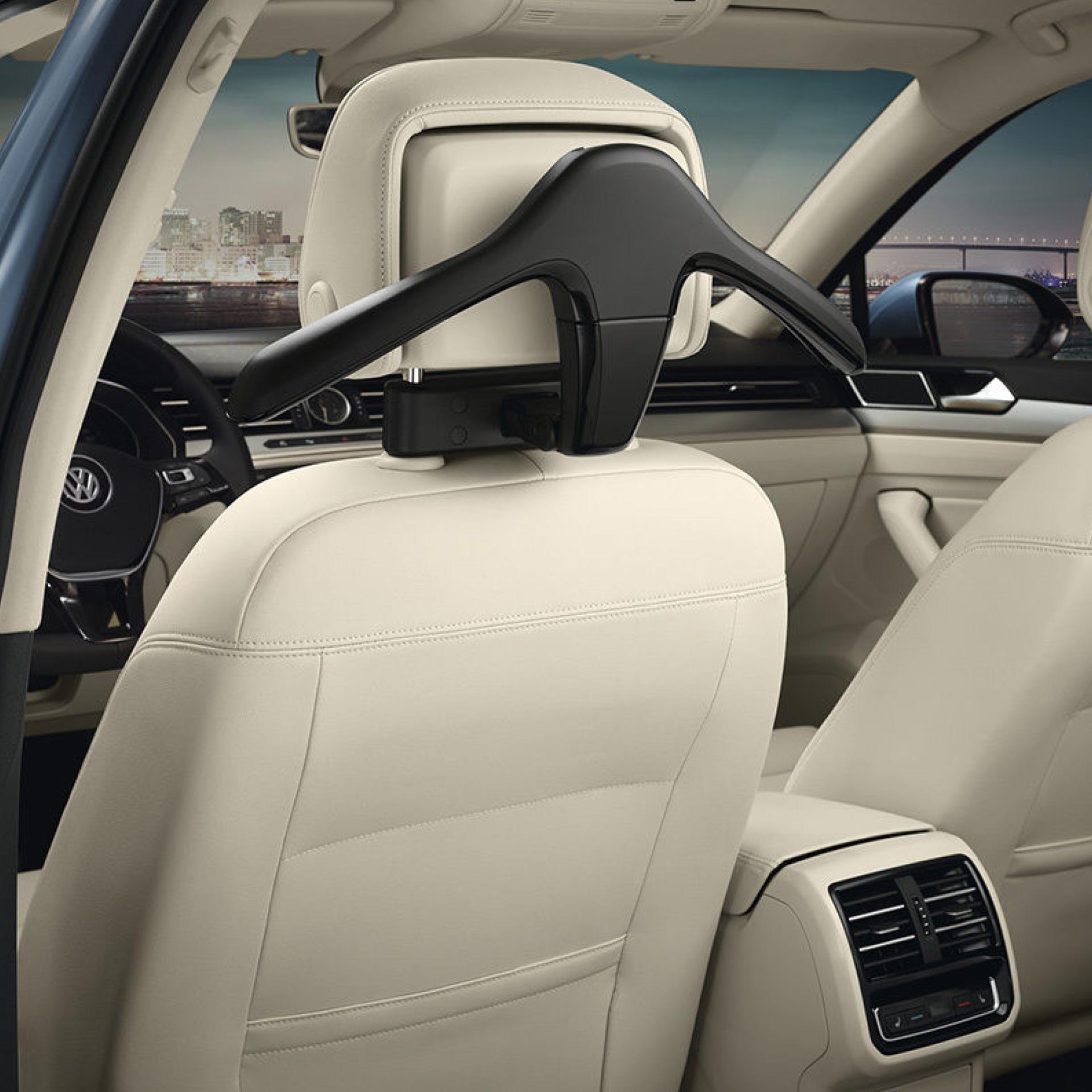 Kleiderbügel für das Reise- & Komfortsystem Angebote bei Volkswagen Hagen für 77,90 €